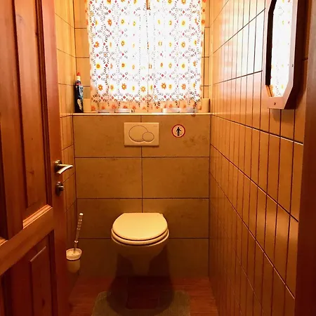 Nyaraló Mit Familienglueck Und Ofenwaerme *