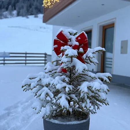 Mit Familienglueck Und Ofenwaerme 度假居 蓬高圣约翰